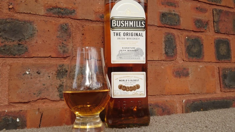 Bushmills Original: The Ultimate Bottle Guide