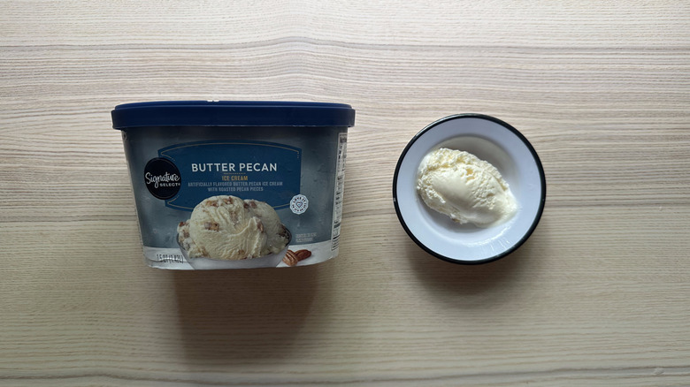 Signature Select Butter Pecan Ice Cream on wooden table