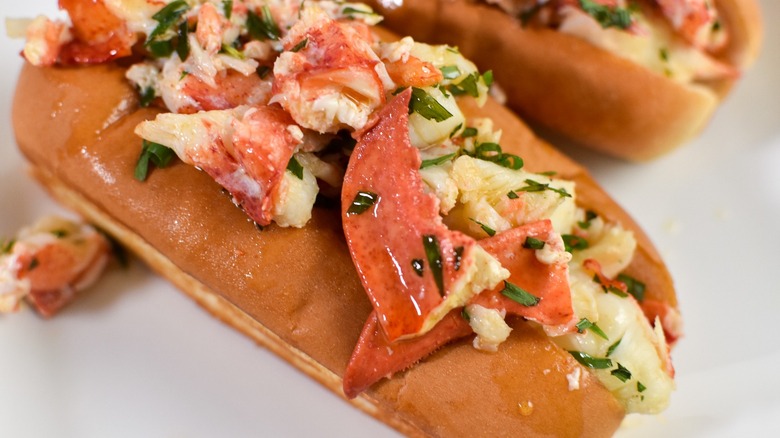 Connecticut-style lobster rolls on plate 