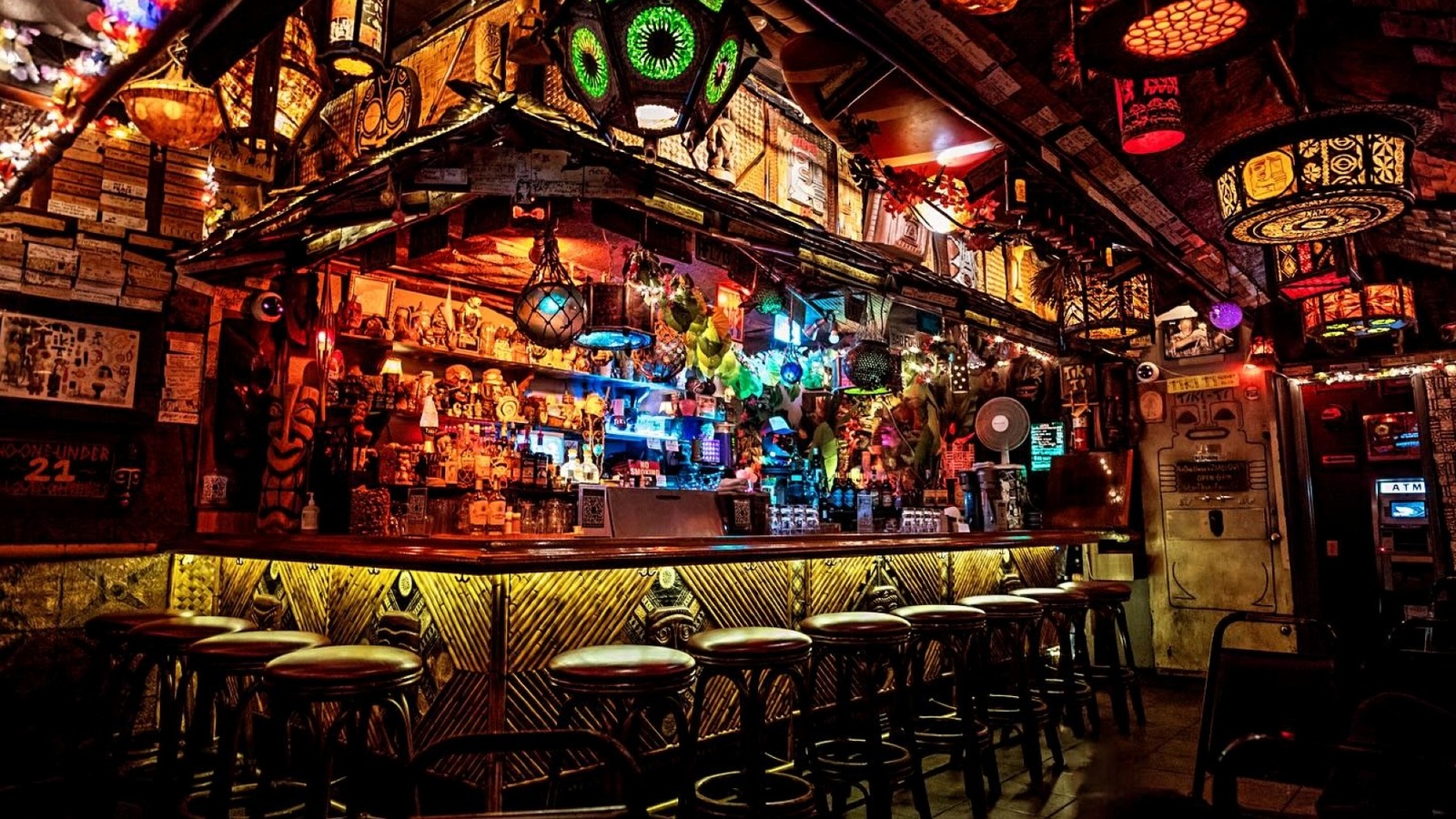 California's Best Dive Bar Is A Small But Mighty Force On Sunset Boulevard