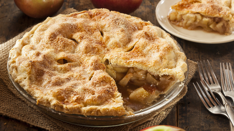 Close up of an apple pie
