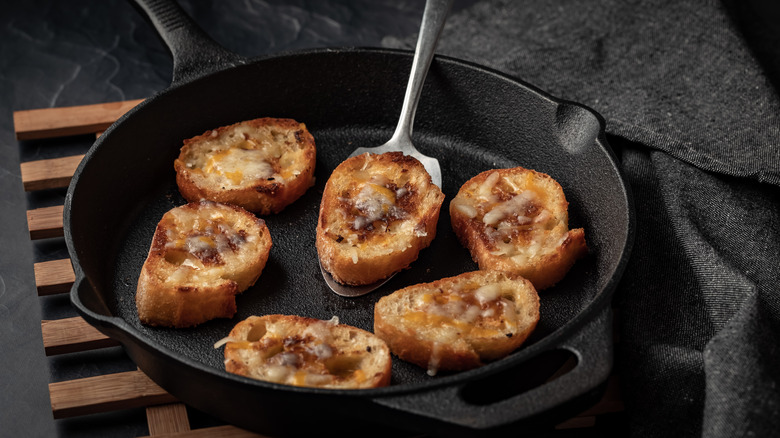 cheese breads in cast iron skillet