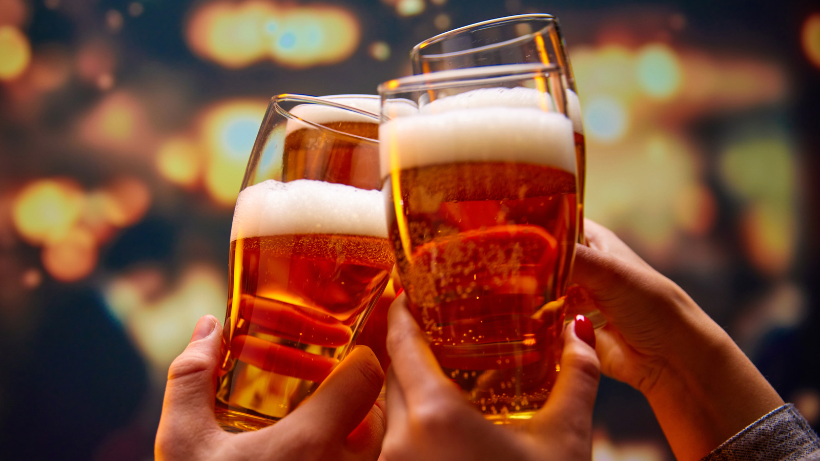 Canada Vs The United States: Who Drinks The Most Beer