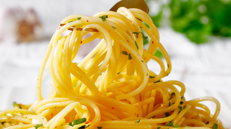 spaghetti with anchovy sauce