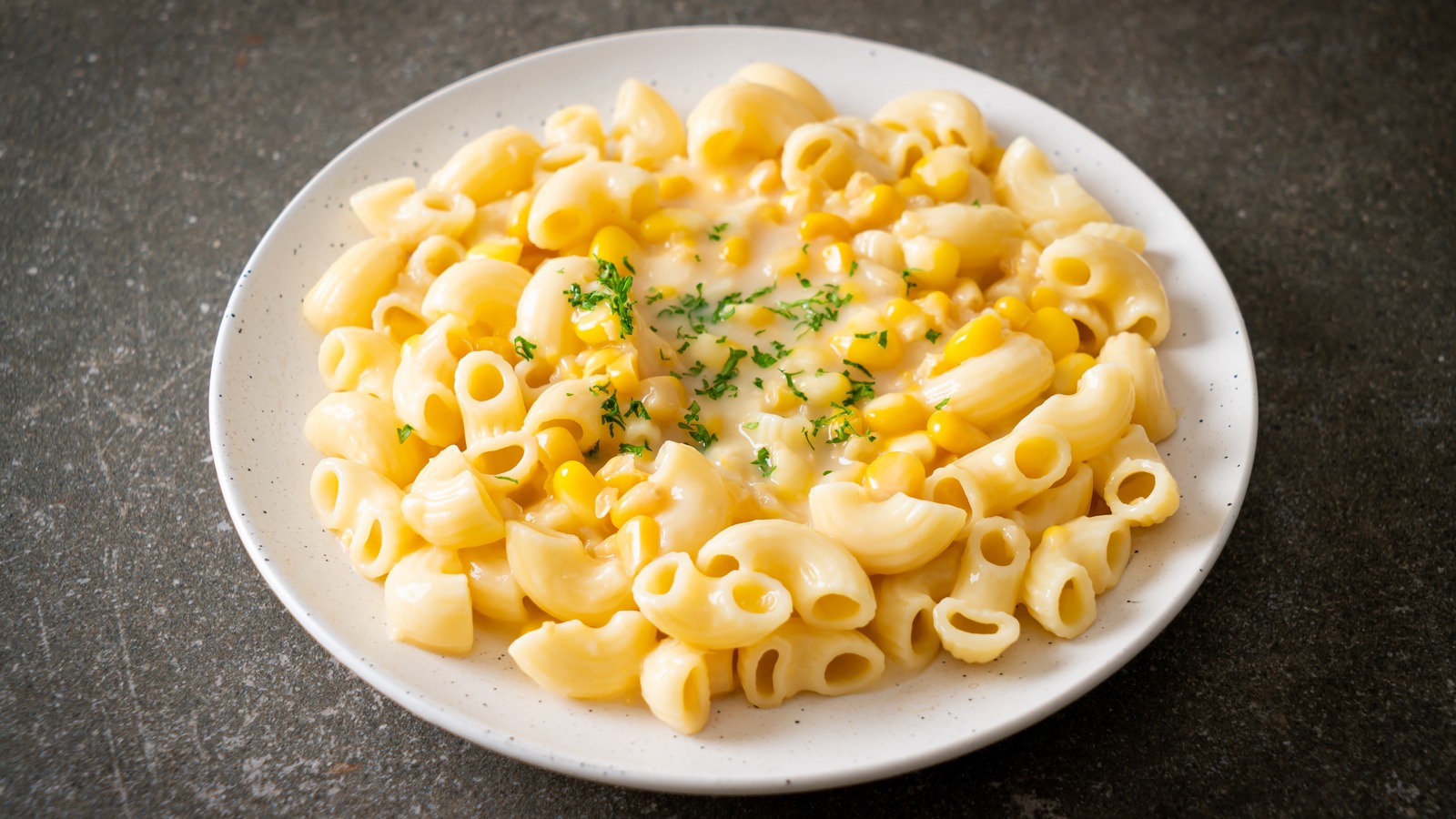 Canned Corn Is The Secret For Better Mac And Cheese