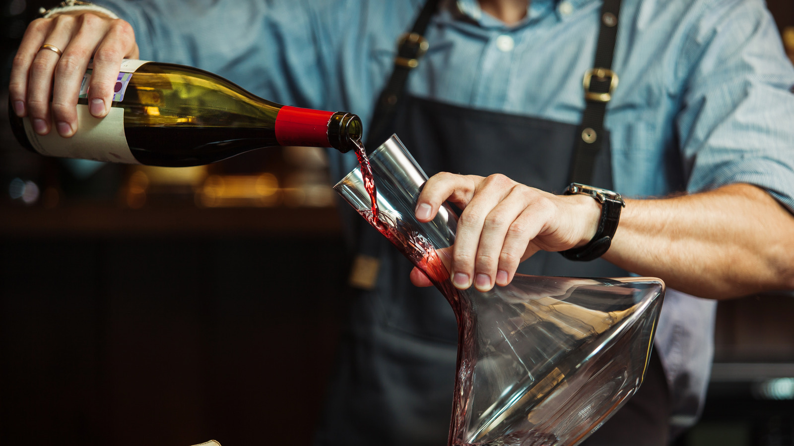 Carafe Vs. Decanter What's The Difference?