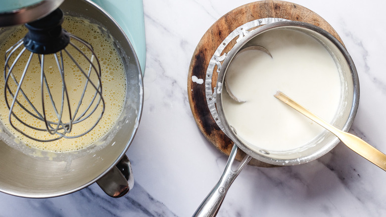 Combining cream and eggs