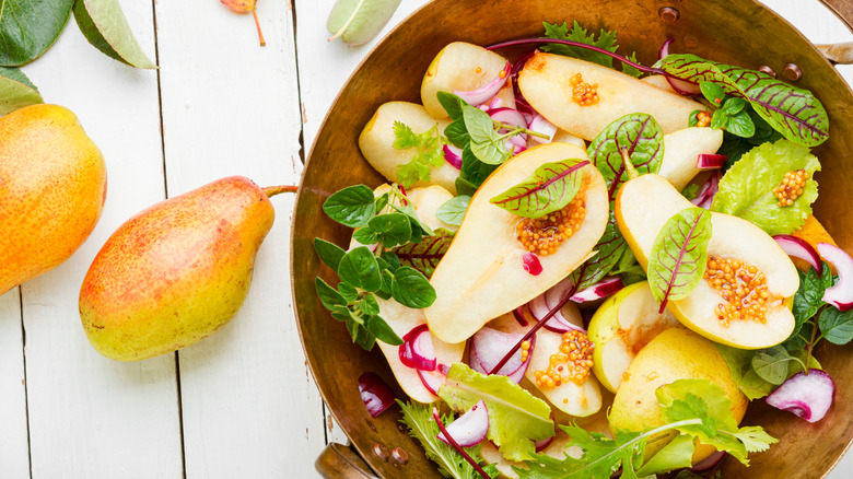 Autumn salad with pears