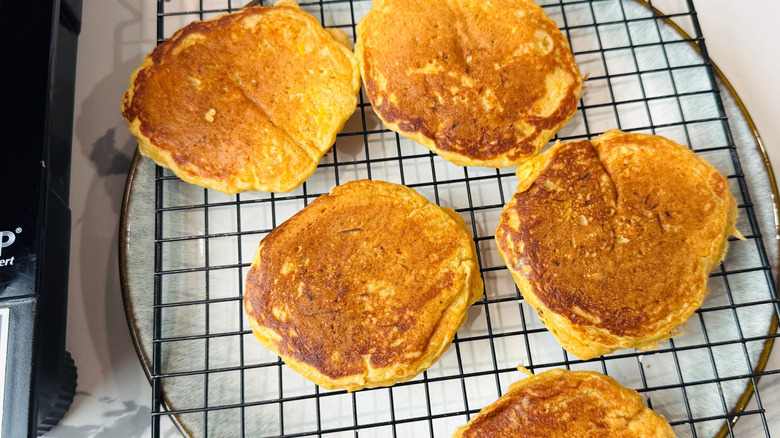 Pancakes on wire rack