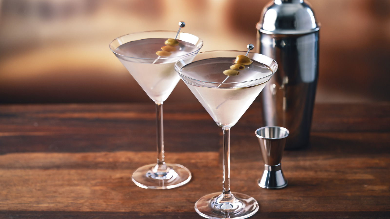 8 Chain Restaurants That Serve Exceptional Martinis