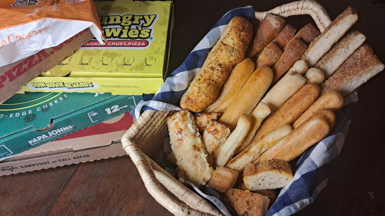 Chain Restaurant Breadsticks, Ranked Worst To Best - Tasting Table