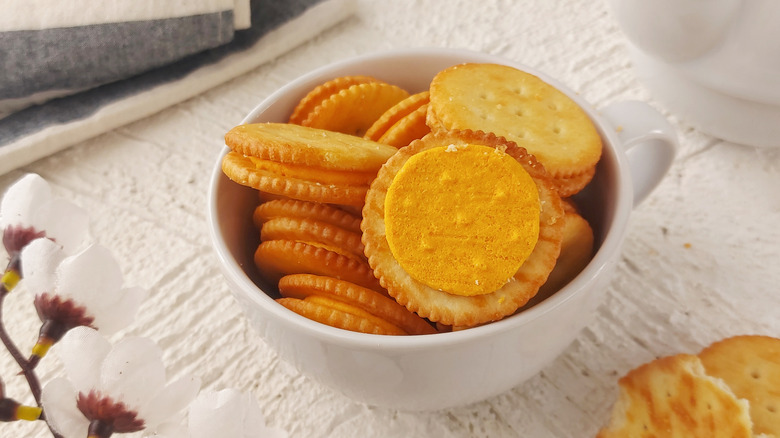 Mug of Ritz Cracker sandwiches