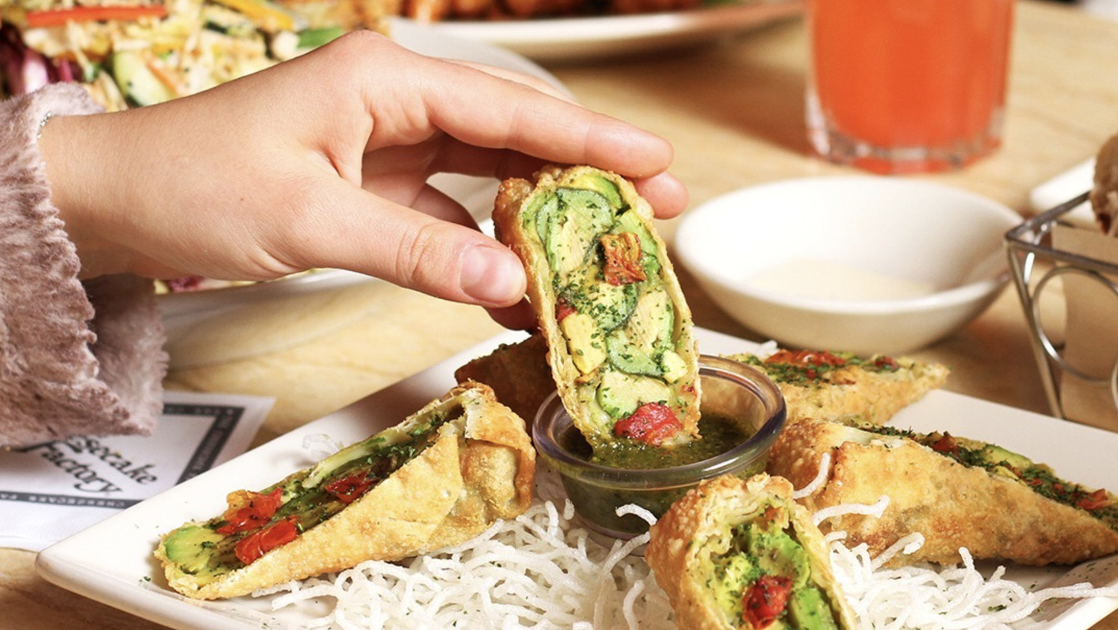 If You Love Cheesecake Factory's Sauces, You Need This Take-Home Tip - Tasting Table