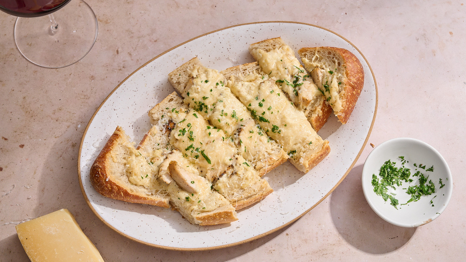 Chicken Alfredo Garlic Bread Puts A Crunchy Twist On The Pasta Dish - Tasting Table