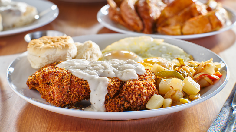 Chicken fried steak meal