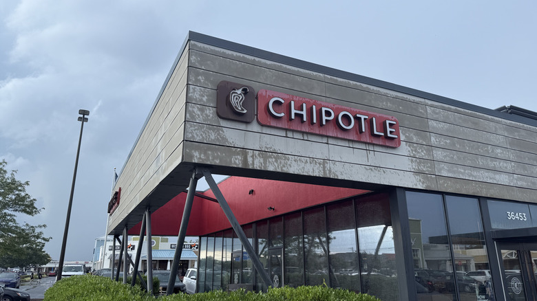 Exterior of a Chipotle
