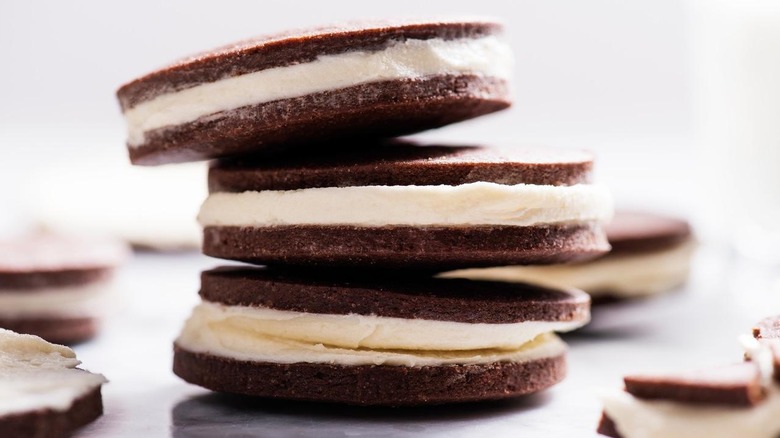 sandwich cookies in a stack