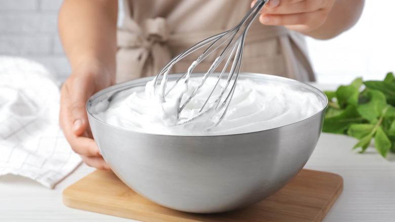 whipping cream in bowl 