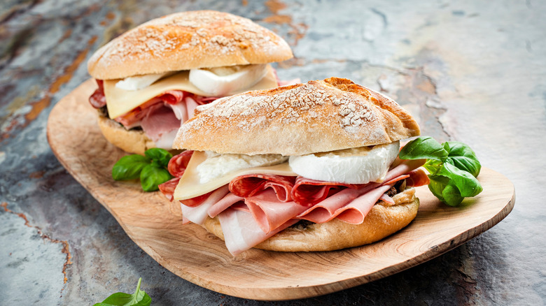 sandwich made with ciabatta bread