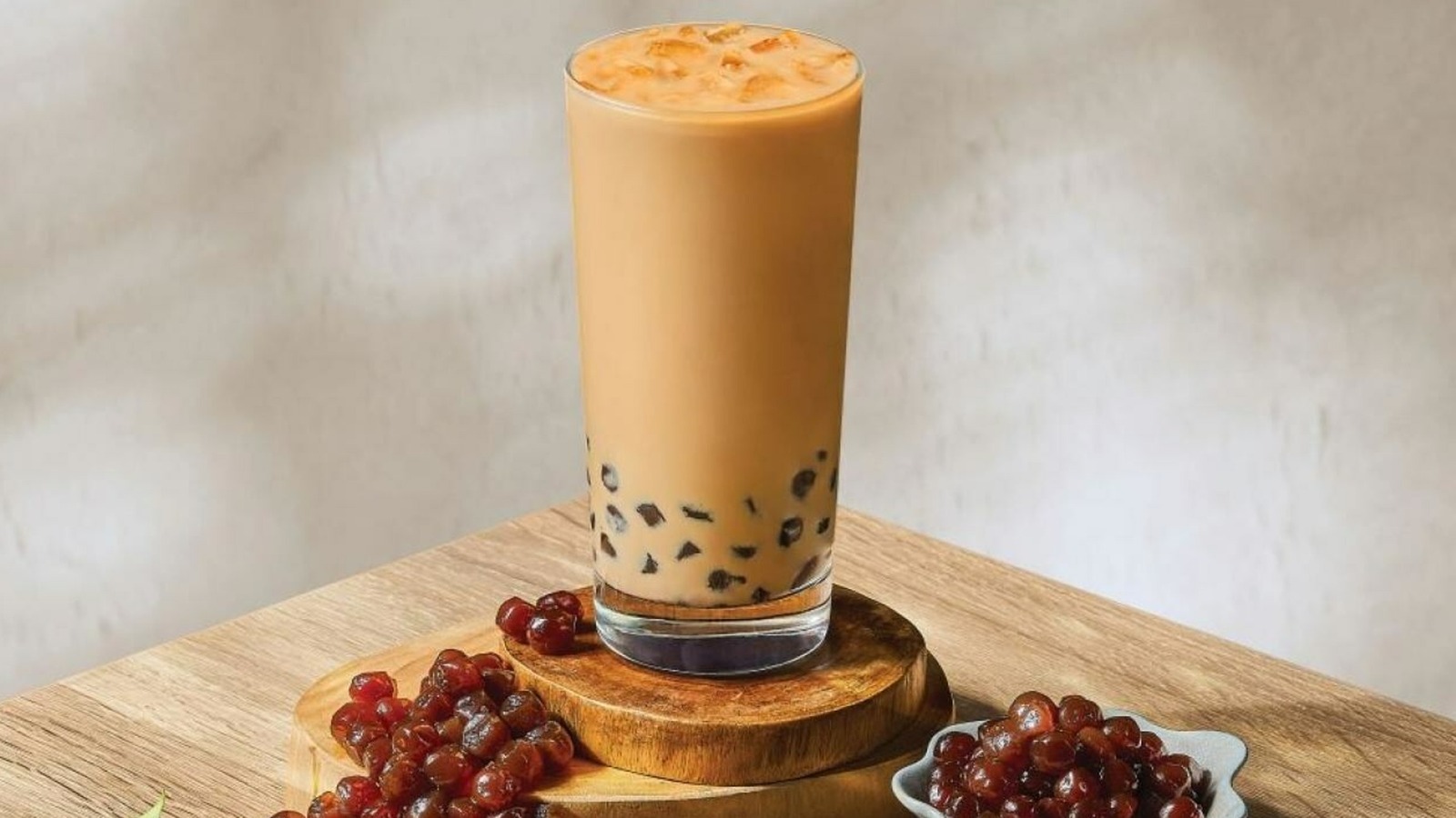 The Coffee Bean & Tea Leaf Debuts Boba Beverages And World Of Tea Program