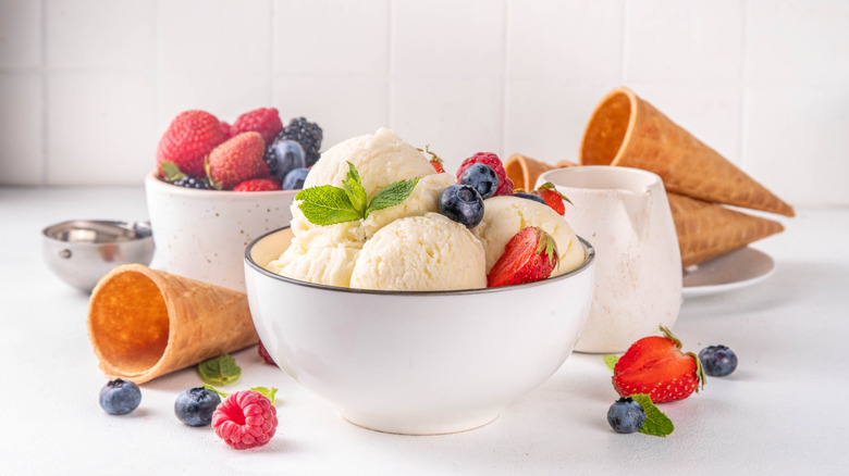 Ice cream with berries