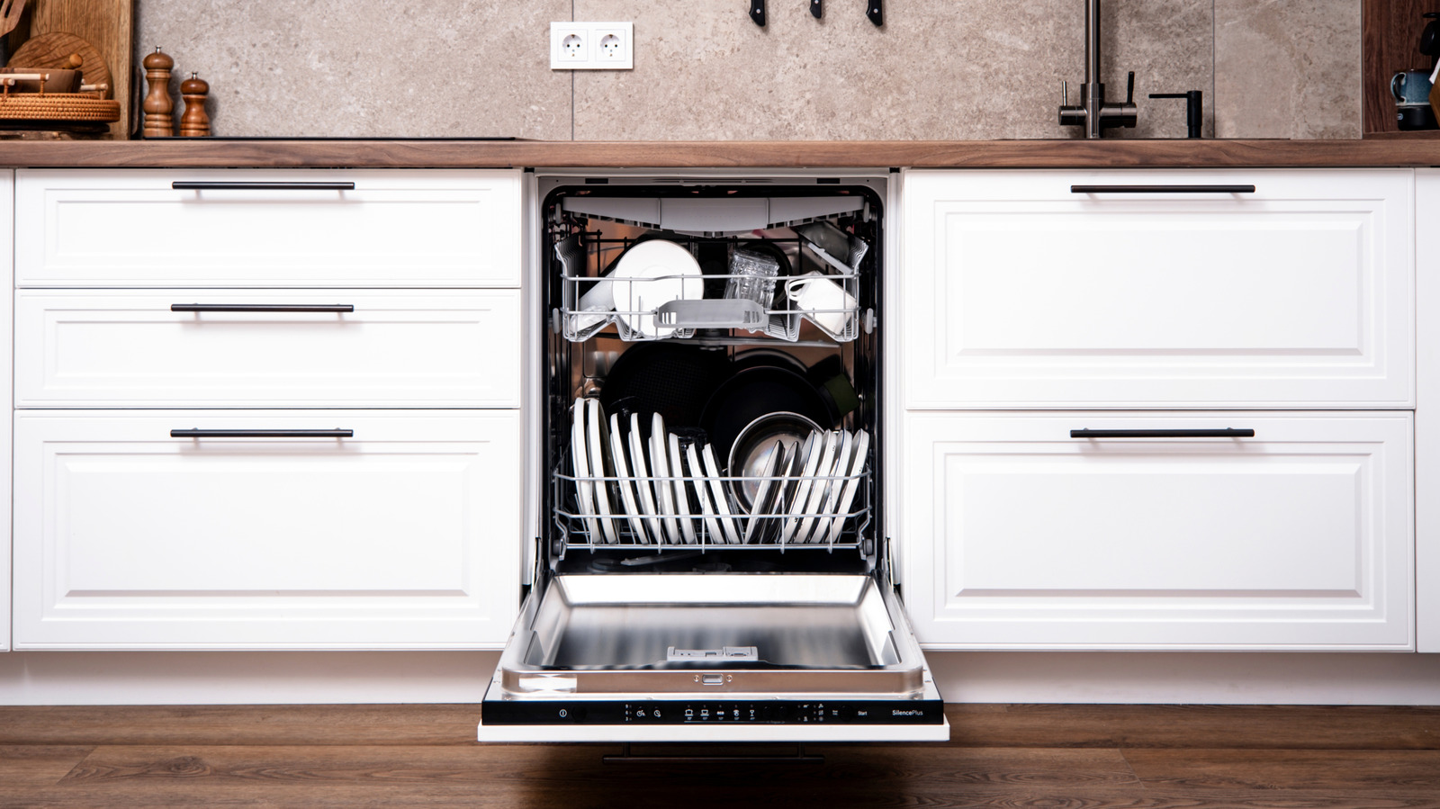 Consumer Reports' Best Dishwasher Under $1,000 Isn't Whirlpool Or LG