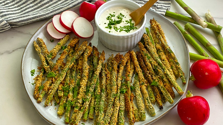 plated asparagus fries 