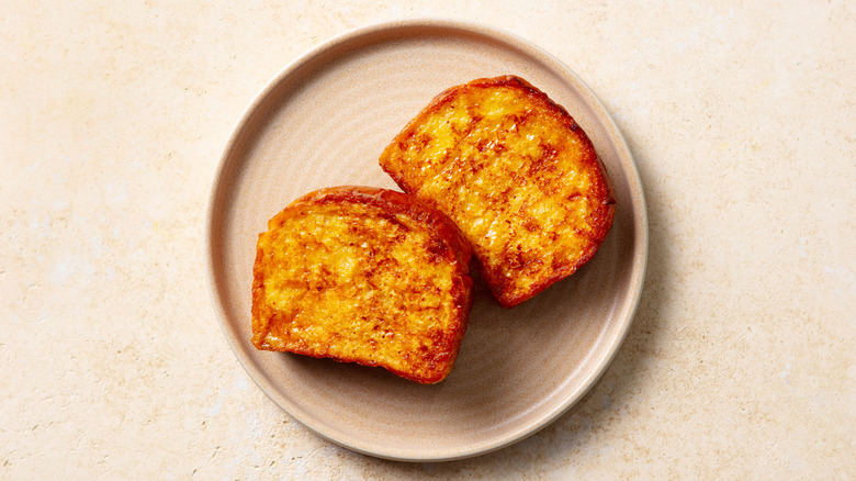 A plate of crispy French toast
