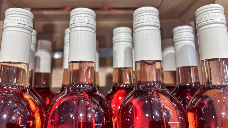 Rosé wine with screw caps.