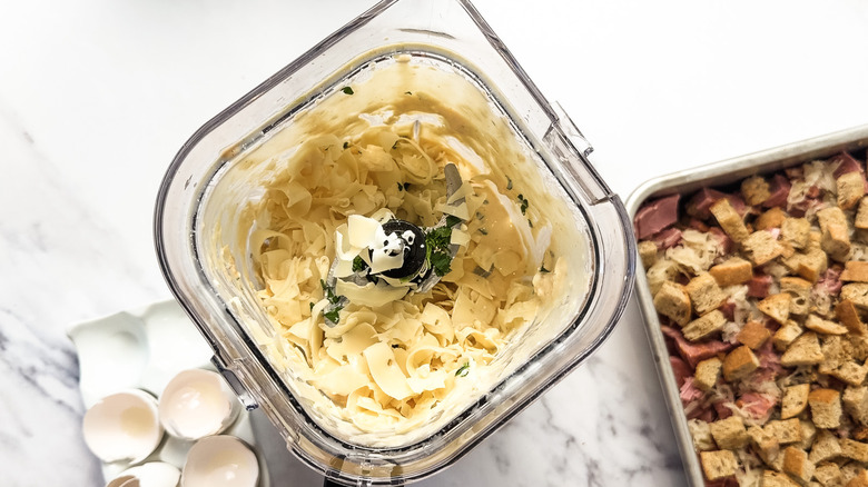 Reuben sauce with cheese and parsley in blender.