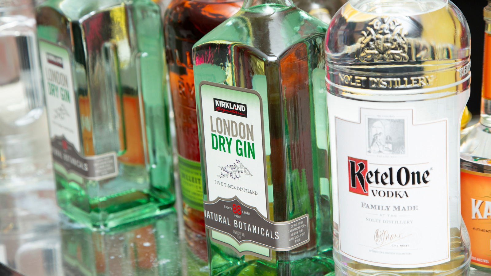 One Of Costco's Best Liquors Under $20 Is A Surprisingly Affordable 12-Year-Old Scotch