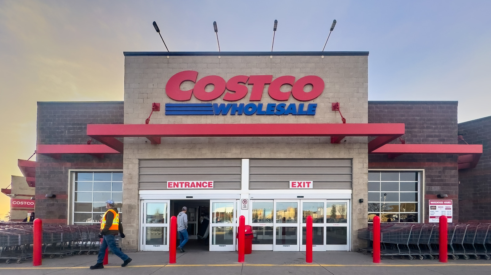 Costco Customers Love This Japanese Instant Meal For Its Flavor And Convenience