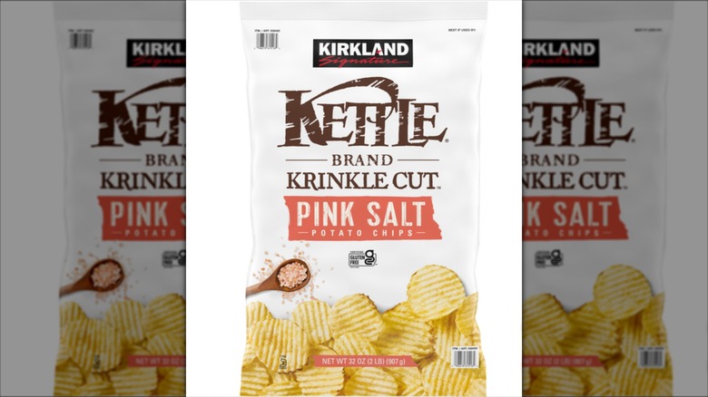 Image of Himalayan pink salt kettle chips packaging