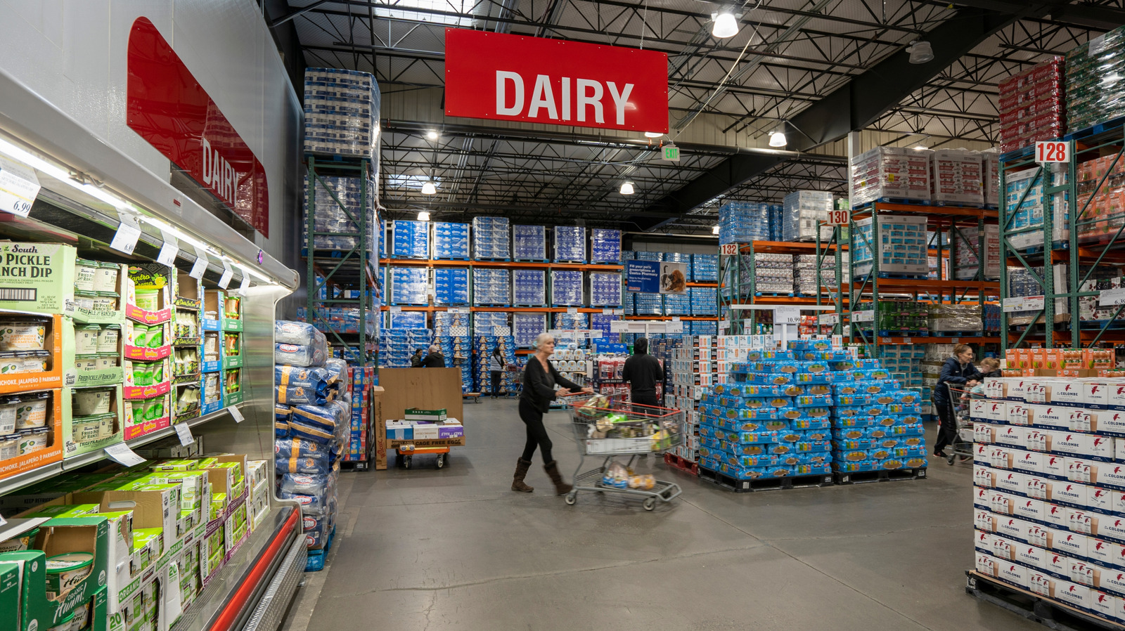 Costco Shoppers Have Spotted One Of Texas Roadhouse's Most Beloved Items
