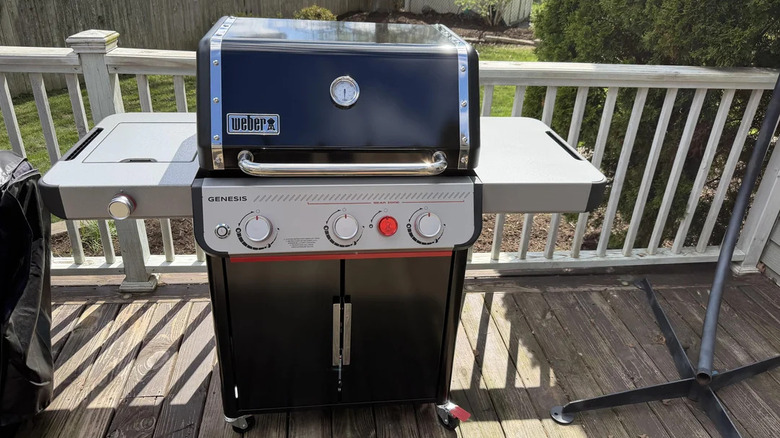 Weber Genesis C-335E Gas Grill