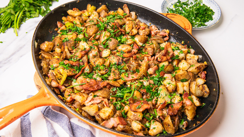 cowboy-style potatoes in a cast iron pan