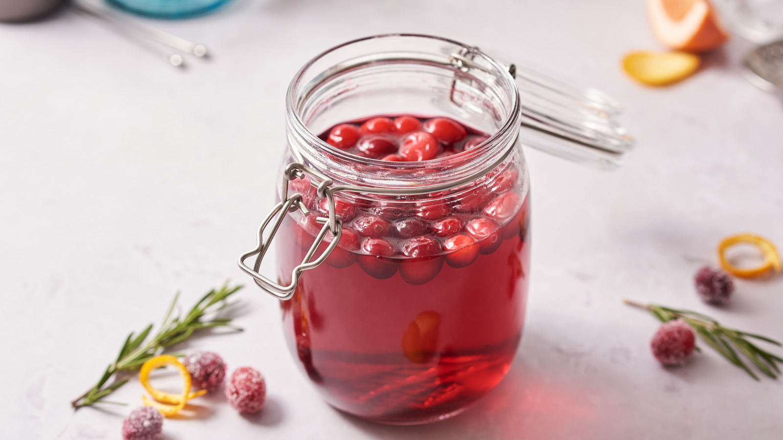 Cranberry Infused Vodka Recipe L Intro 1696963862