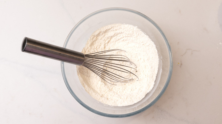 whisked flour mixture in bowl