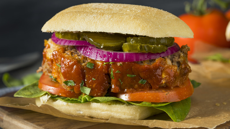 Meatloaf sandwich with pickles