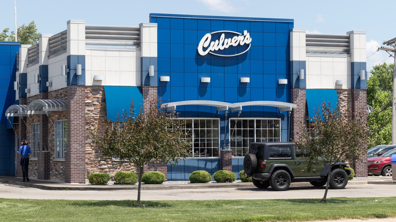 Car outside Culver's restaurant