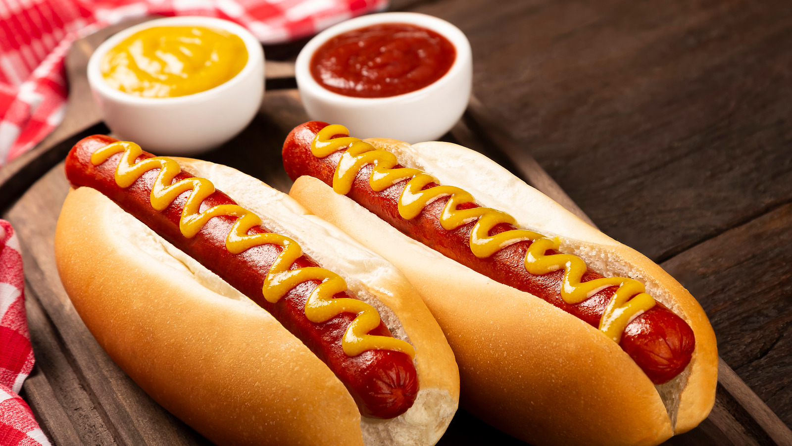 Cured Vs. Uncured Hot Dogs: What'S The Difference?