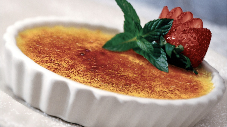 Close-up of a crème brûlée with fruit