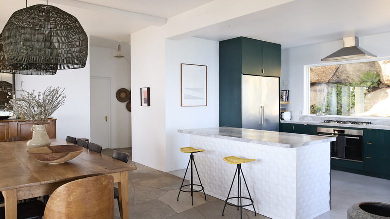 A modern kitchen and dining room