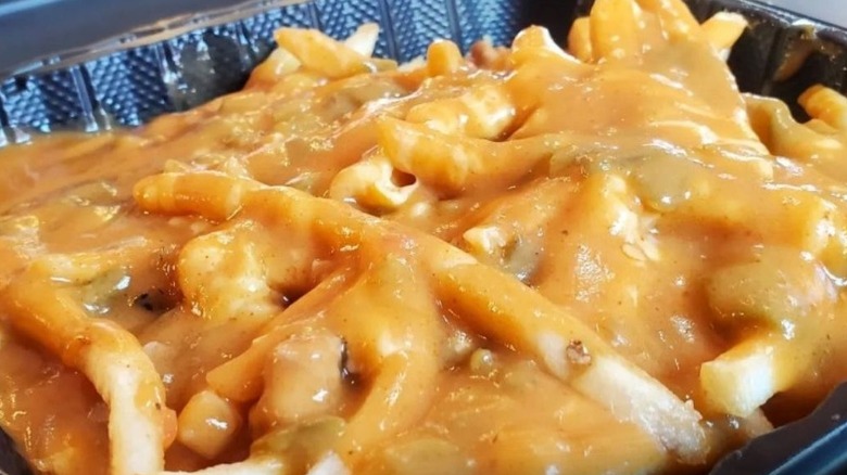 Chubby's fries smothered in green chile