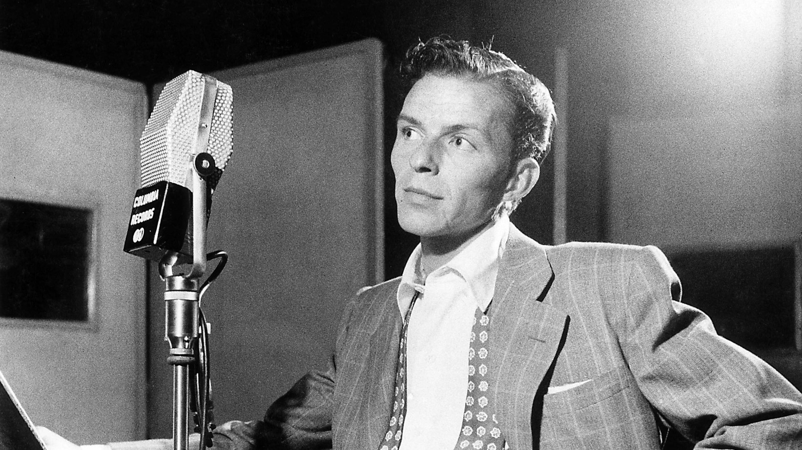 Dine Like Frank Sinatra As This Iconic Chicago Steakhouse Brings Back 1941 Menu Items