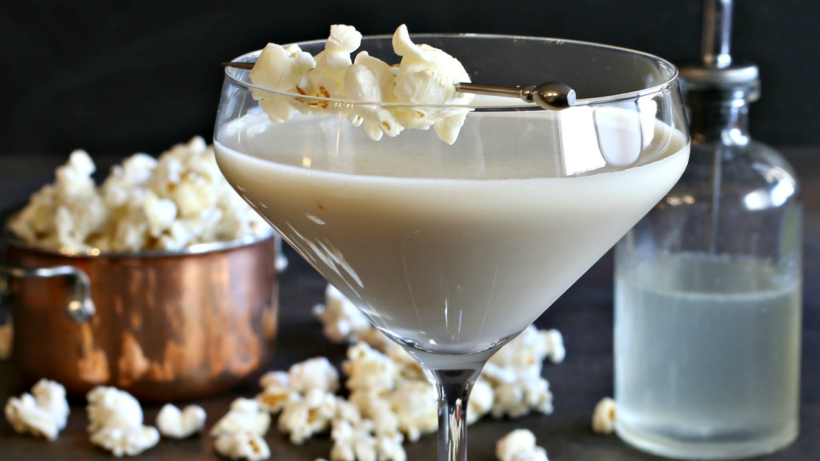 This Dirty Martini Popcorn Has All The Flavor, None Of The Booze - Tasting Table