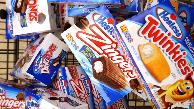 Hostess packaged snack cake in grocery cart