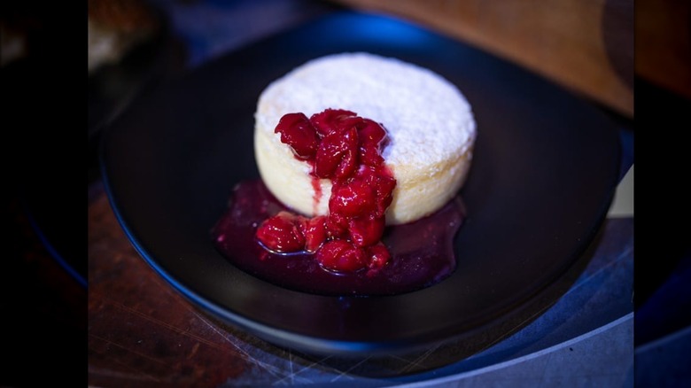 Japanese-Style Fluffy Cheesecake