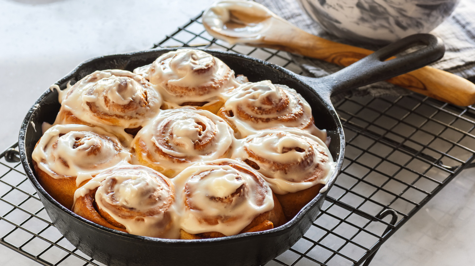 Ditch The Cream Cheese Frosting And Give Cinnamon Rolls A Lighter Upgrade With All The Same Sweetness