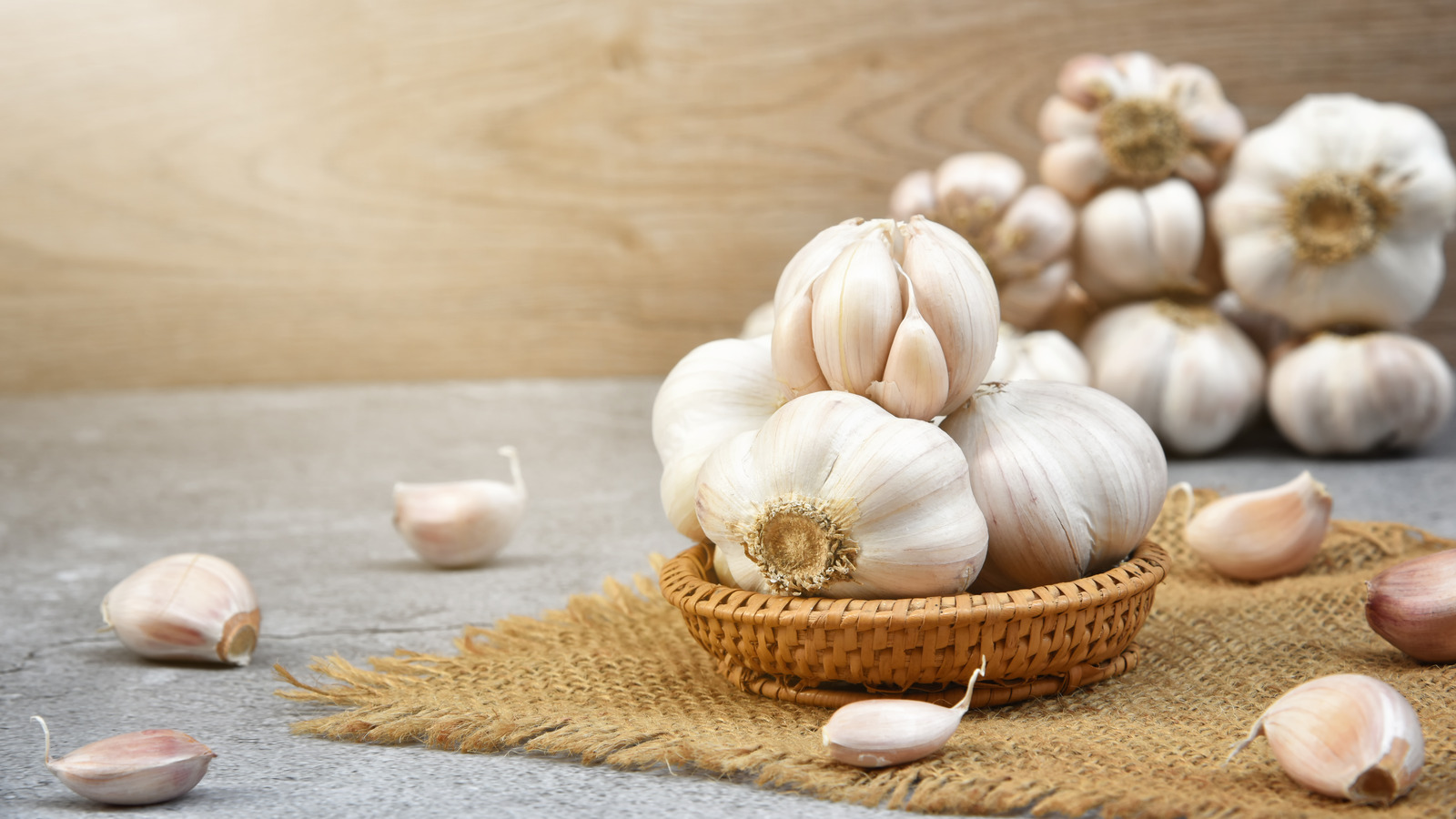 Do This To Avoid Burning Your Garlic